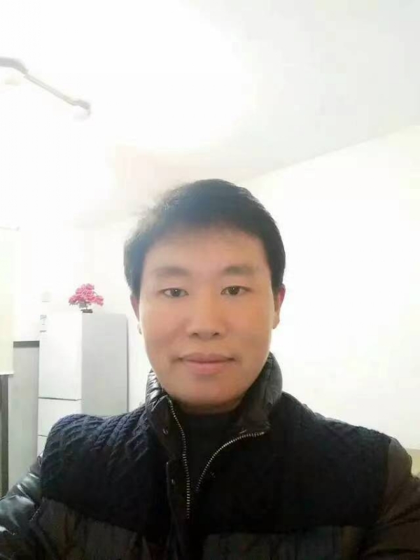 擎天柱的第一张照片--桂林中老年相亲网