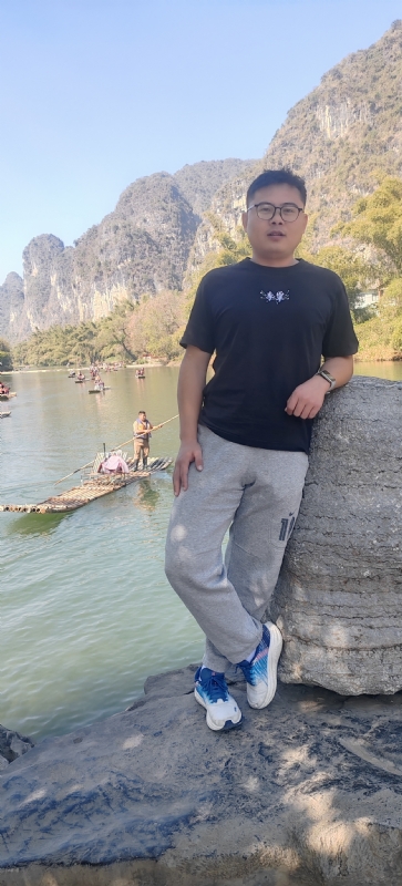受过伤的狼的第三张照片--桂林中老年相亲网